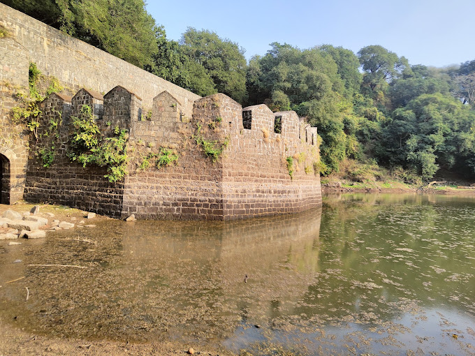 Manikgarh Fort